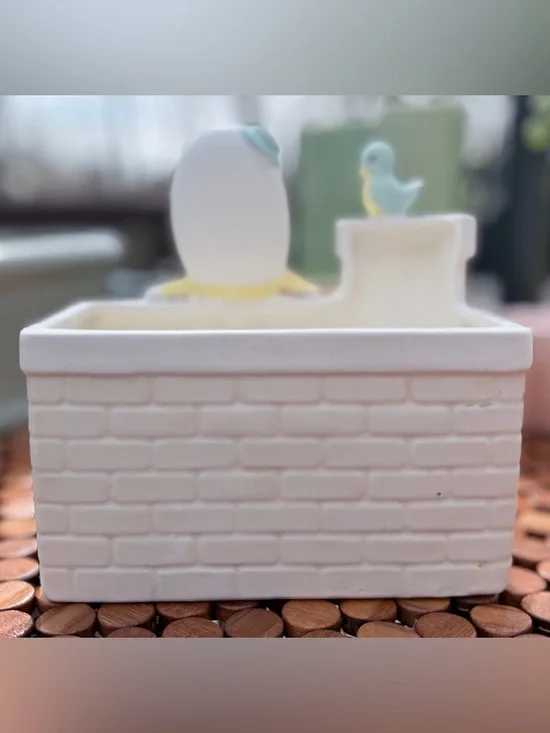 🆘 HELP HUMPTY DUMPTY! 🆘 Vintage Humpty Dumpty Planter, c. 1950 🥚 - Picture 3 of 9